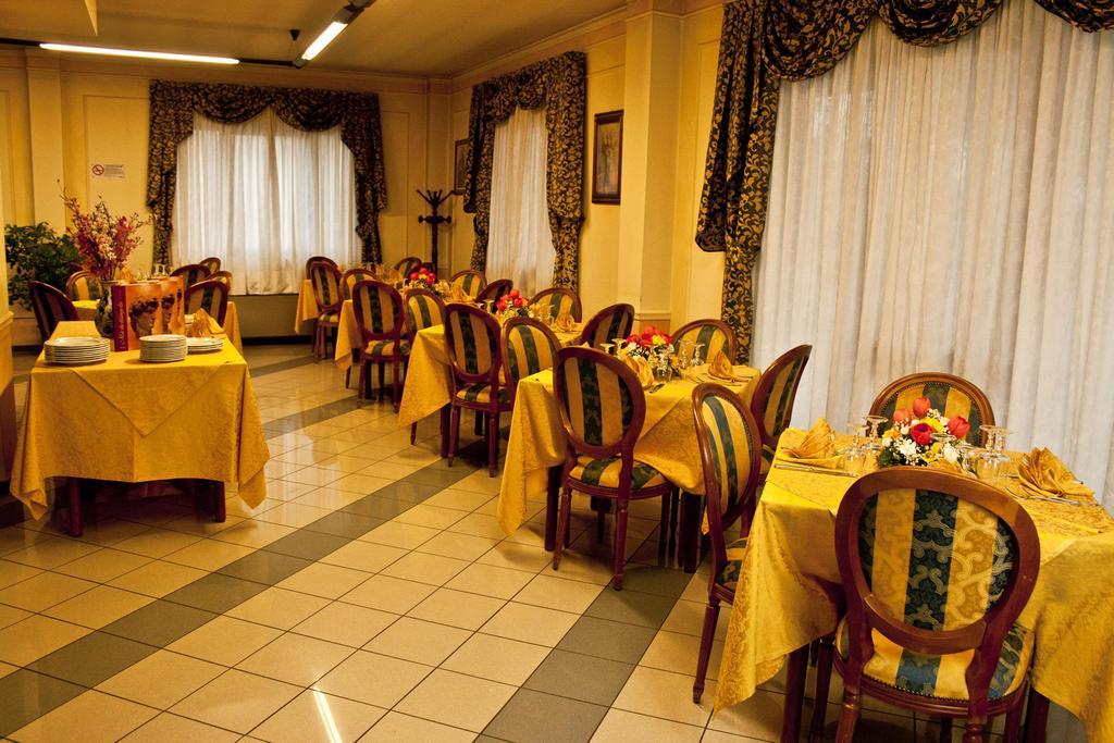 Hotel Michelangelo 3*